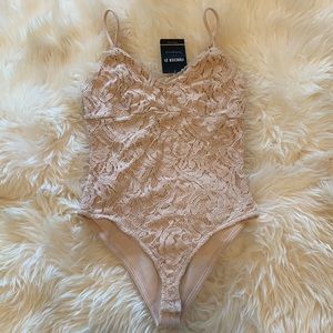 ❤️SOLD❤️Nude Lace Bodysuit